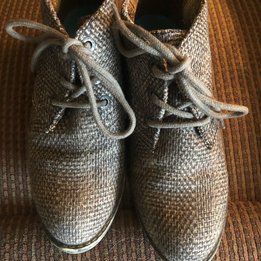 Cute Blowfish ankle boots